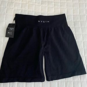 NVGTN Black Solid Seamless Shorts (Size Large)